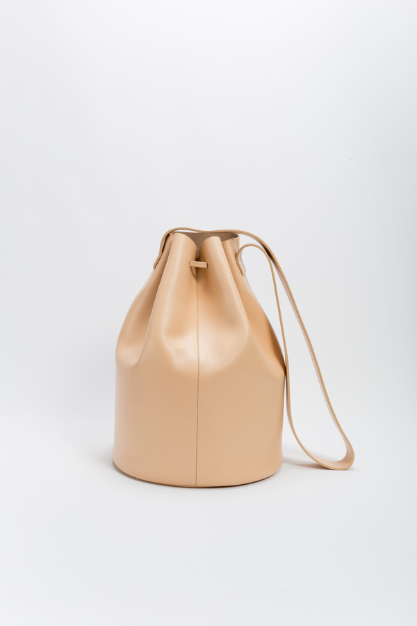 Bucket in Nude Bucket in Nude