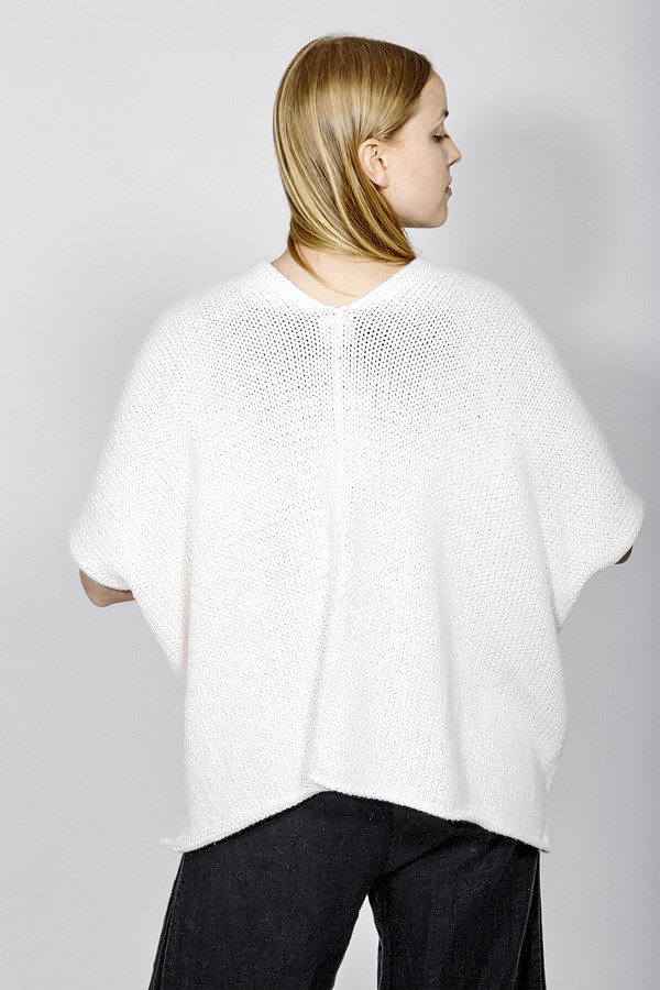 Wol Hide Poncho Cardigan White Wol Hide Poncho Cardigan White