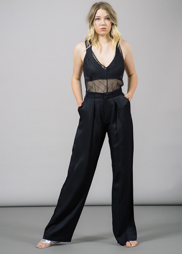 Whyred Renee Front Pleated Trouser Whyred Renee Front Pleated Trouser