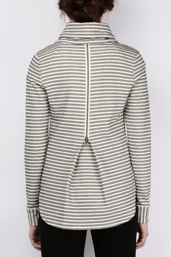 Veronica Beard La Brea Funnel Neck Sweatshirt Veronica Beard La Brea Funnel Neck Sweatshirt