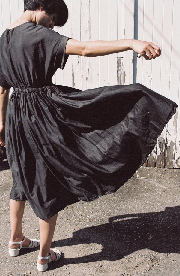 Black Crane Pleated Dress - charcoal Black Crane Pleated Dress - charcoal