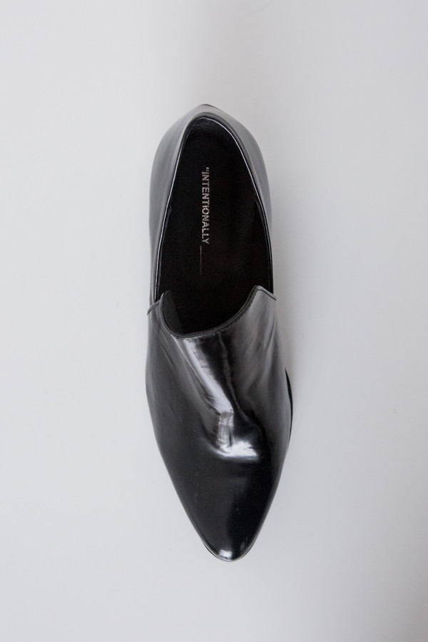 Intentionally Blank Leather Meds Heeled Loafer Intentionally Blank Leather Meds Heeled Loafer