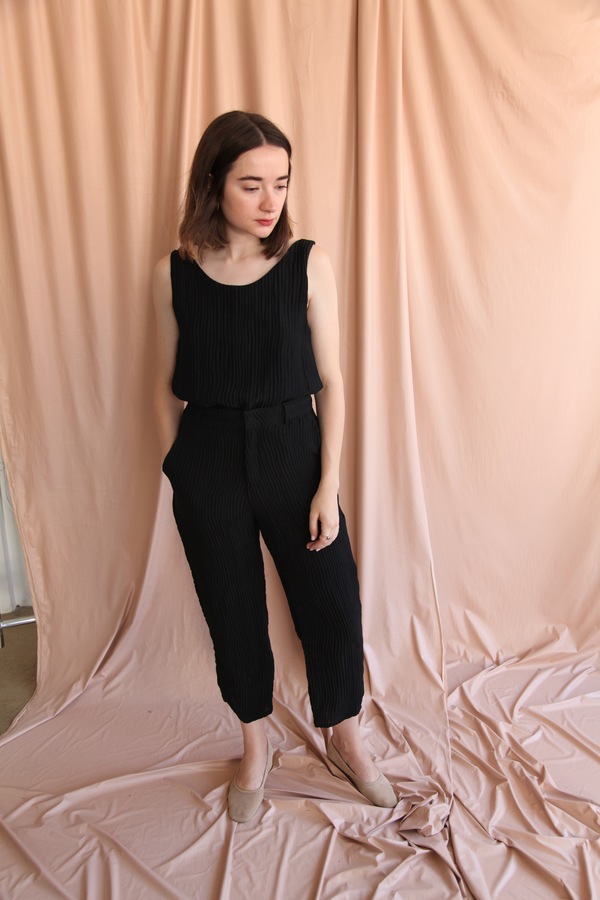 Objects Without Meaning Twist Button Back Top, Black Objects Without Meaning Twist Button Back Top, Black