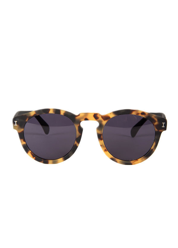 Illesteva - Leonard in Matte Tortoise with Black Temples Illesteva - Leonard in Matte Tortoise with Black Temples