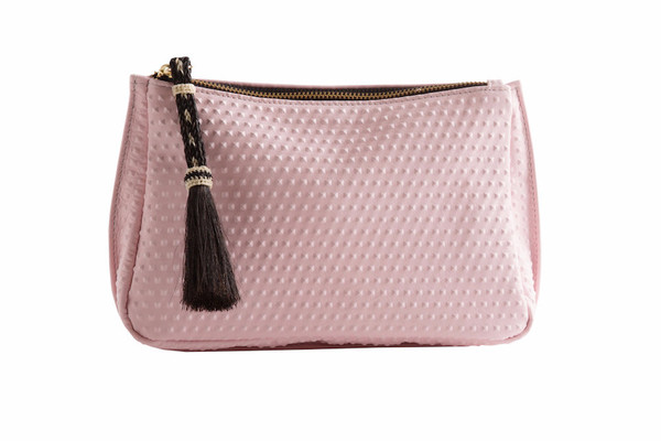 OLIVEVE summer pouch in pink divot cow leather OLIVEVE summer pouch in pink divot cow leather
