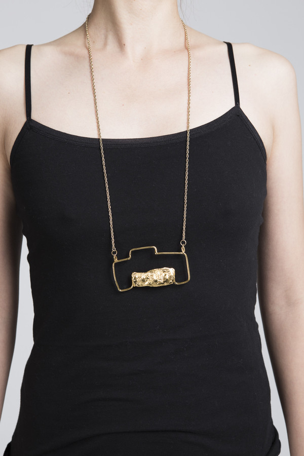 Ladyluna Camera Necklace Ladyluna Camera Necklace