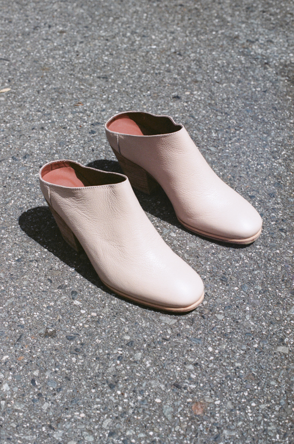 Rachel Comey Mars Mule - blush Rachel Comey Mars Mule - blush
