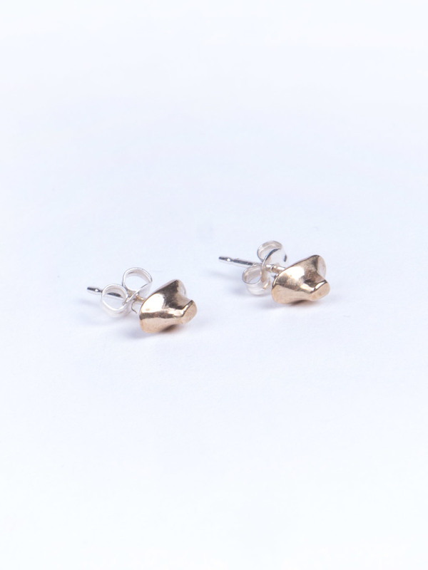 Uni Enoki Studs Uni Enoki Studs