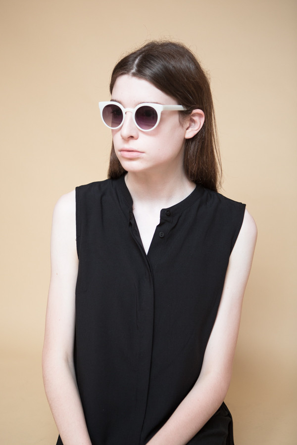 KOMONO Lulu Sunglasses / Milky White KOMONO Lulu Sunglasses / Milky White