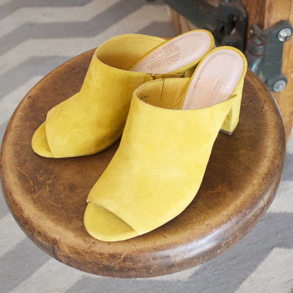 Morley slide - mustard Morley slide - mustard