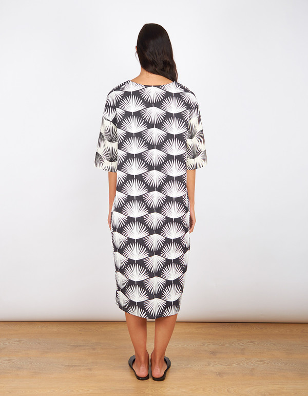 Sunja Link Banquet Collab Dress Palm Print Sunja Link Banquet Collab Dress Palm Print