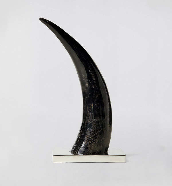 Indego Africa Medium Horn Decor Indego Africa Medium Horn Decor