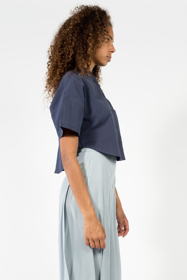 7115 by Szeki Pocket Cropped Shirt 7115 by Szeki Pocket Cropped Shirt