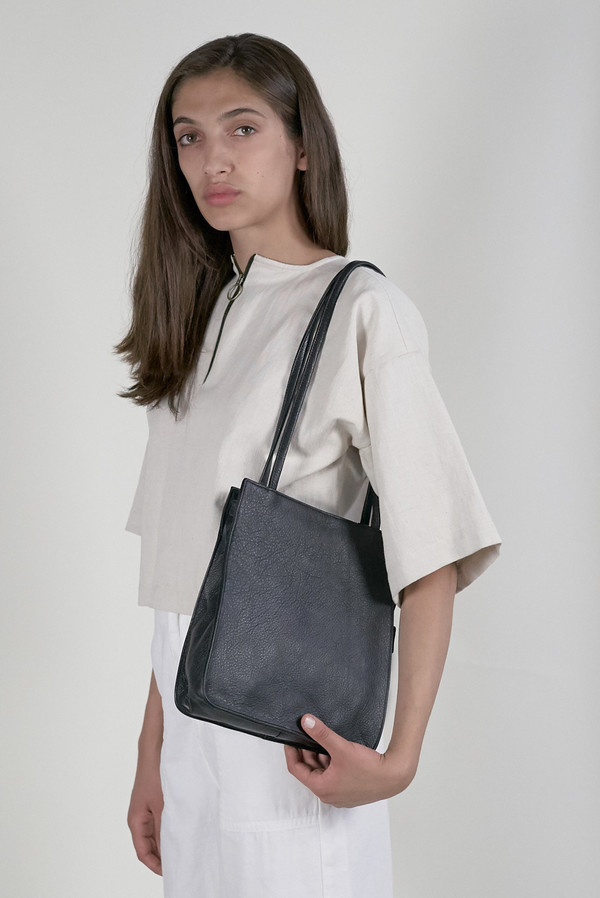 Clyde Best Bag in Black Leather Clyde Best Bag in Black Leather