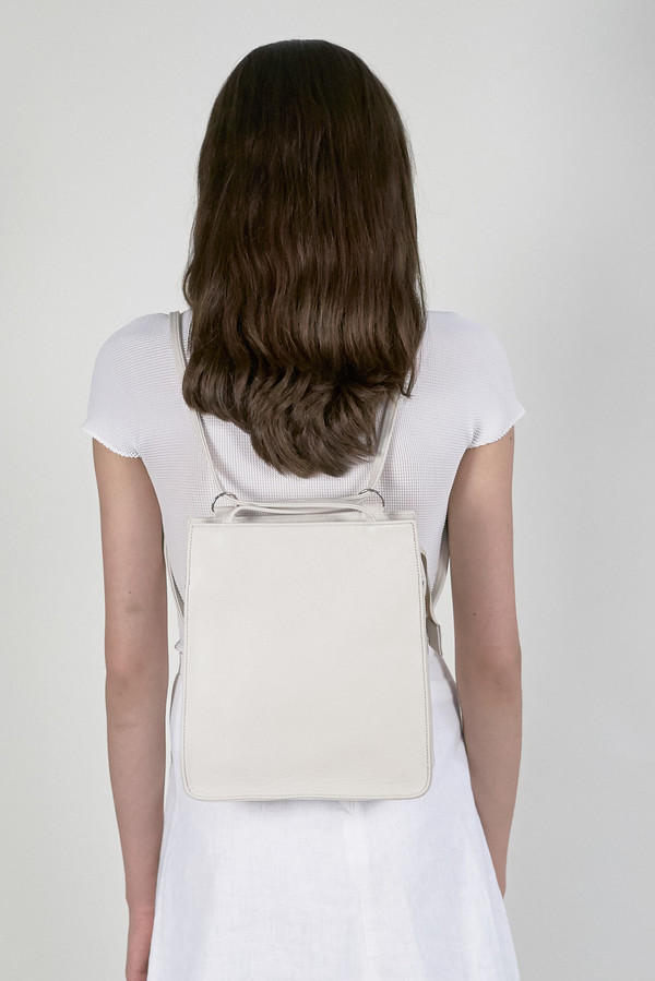 Clyde Best Bag in Stone Leather Clyde Best Bag in Stone Leather