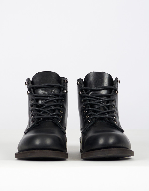 Wolverine 1883 Wolverine 6" Kilometer Boot Black Leather Wolverine 1883 Wolverine 6" Kilometer Boot Black Leather