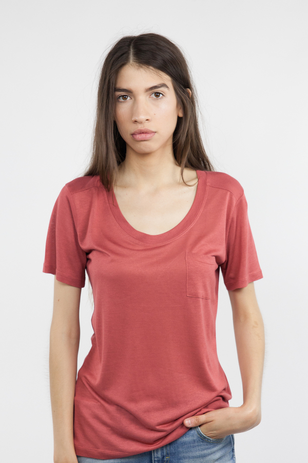 Just Female River Tee - Marsala Red Just Female River Tee - Marsala Red