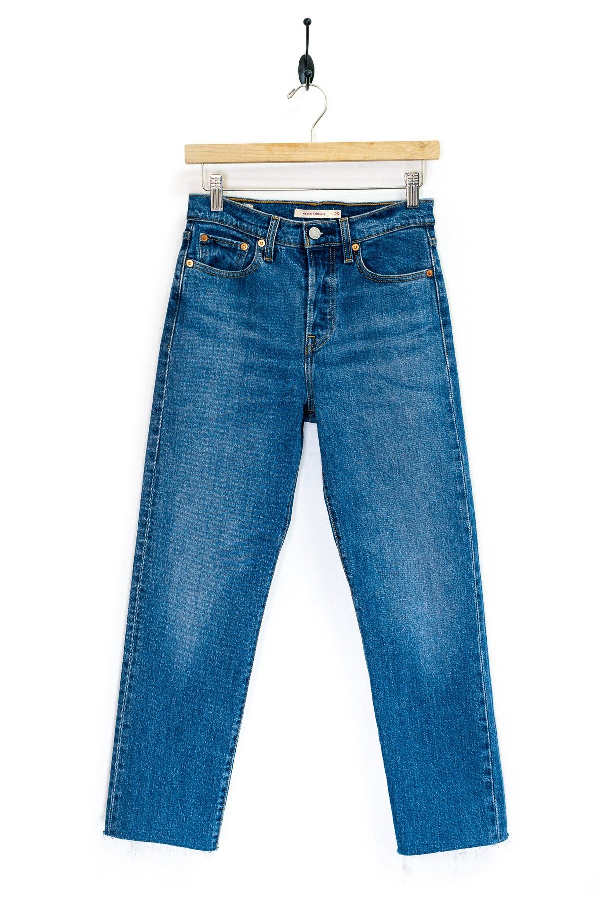 Levi's Wedgie Straight Love Triangle 