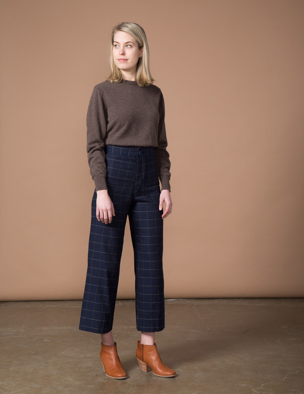 SBJ Austin Crewneck Cashmere Sweater - Brown SBJ Austin Crewneck Cashmere Sweater - Brown