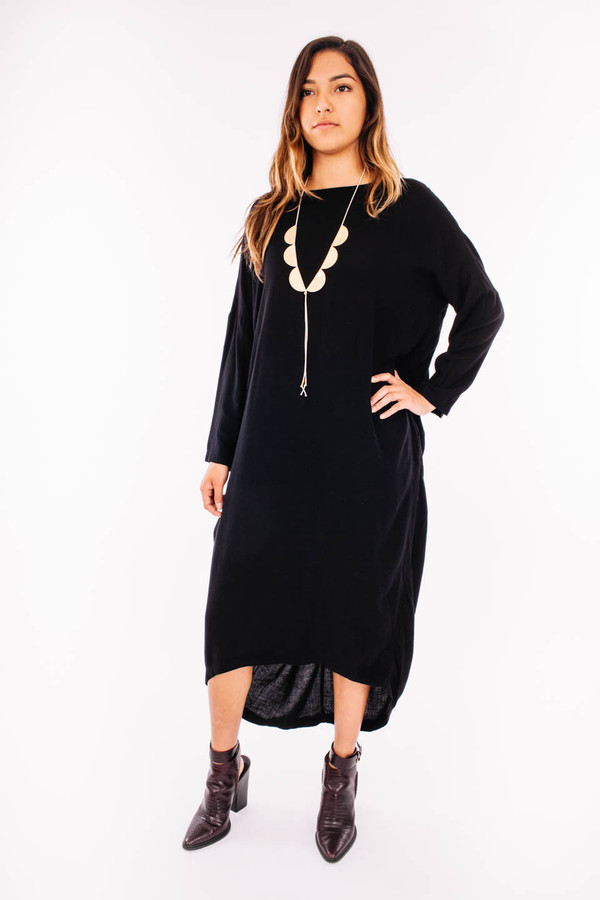 Black Crane Pleated Cocoon Dress (Black) Black Crane Pleated Cocoon Dress (Black)