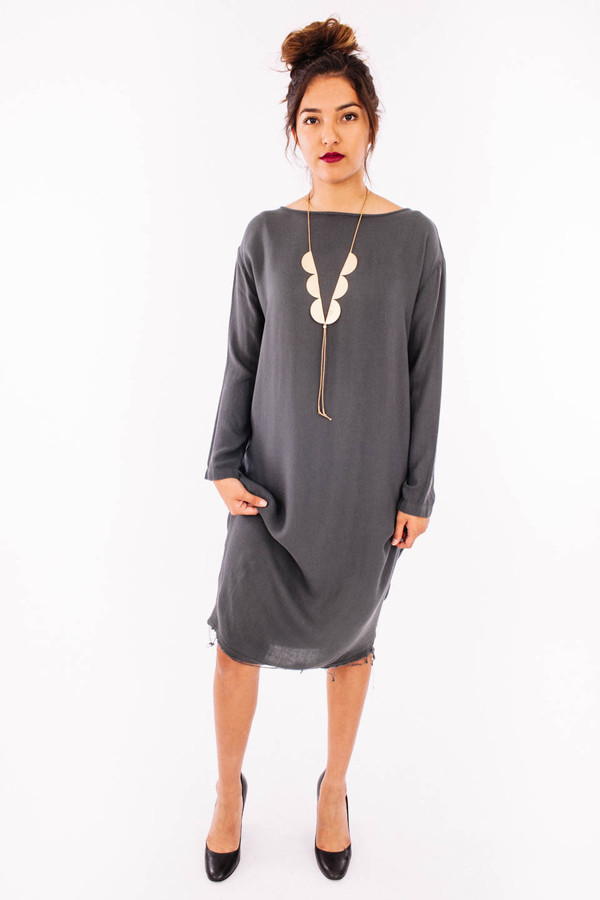 Black Crane Slim Dress (Dark Shadow) Black Crane Slim Dress (Dark Shadow)
