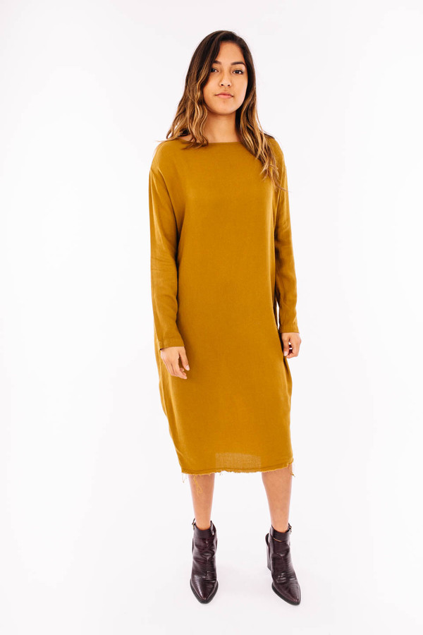 Black Crane Slim Dress (Gold Brown) Black Crane Slim Dress (Gold Brown)