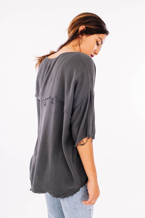 Black Crane Square Top (Dark Shadow) Black Crane Square Top (Dark Shadow)