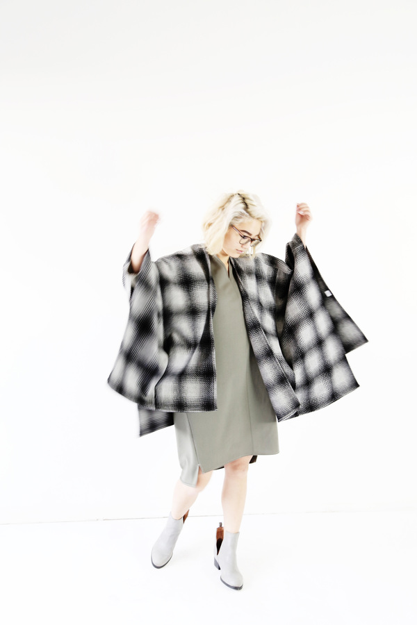 Hackwith Design House Kelsey Cape Hackwith Design House Kelsey Cape