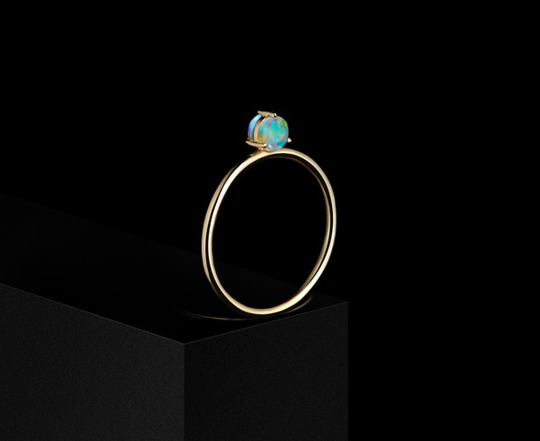 WWAKE Double-Sided Solitaire Ring w/ 4mm Opals WWAKE Double-Sided Solitaire Ring w/ 4mm Opals