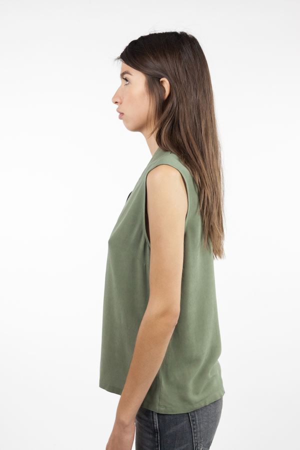 just female Mar Sleeveless Shirt - Litchen Green just female Mar Sleeveless Shirt - Litchen Green