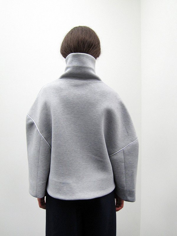 Andrea Jiapei Li Oversized Turtleneck Sweatshirt Andrea Jiapei Li Oversized Turtleneck Sweatshirt