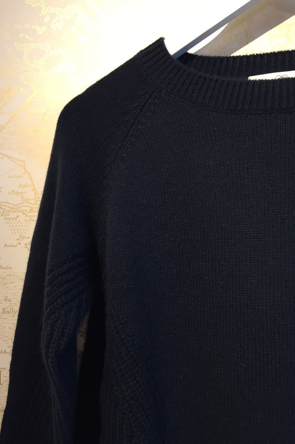 Allude A-line crew neck sweater Allude A-line crew neck sweater