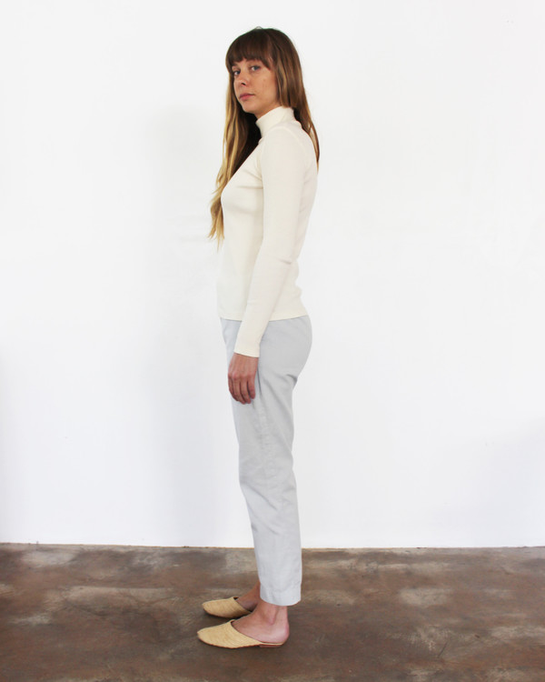 esby ALI RIB TURTLENECK - IVORY esby ALI RIB TURTLENECK - IVORY