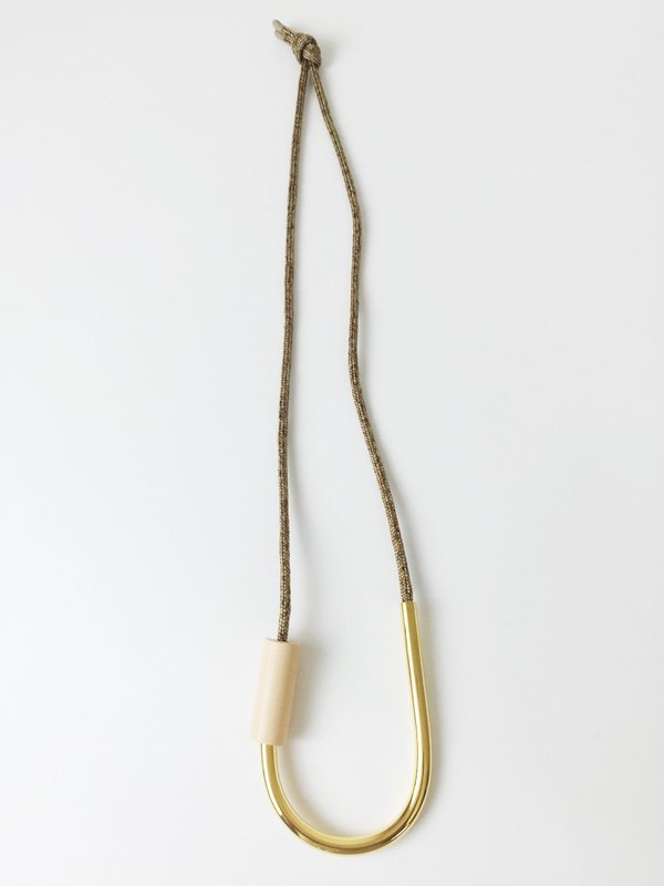 Maslo Jewelry Tipping Point Necklace - Nude/Sand Maslo Jewelry Tipping Point Necklace - Nude/Sand