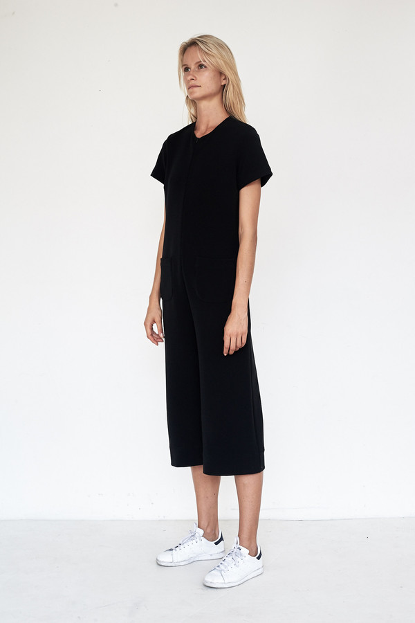 Nomia Crepe Short Sleeved Cropped Jumpsuit Nomia Crepe Short Sleeved Cropped Jumpsuit