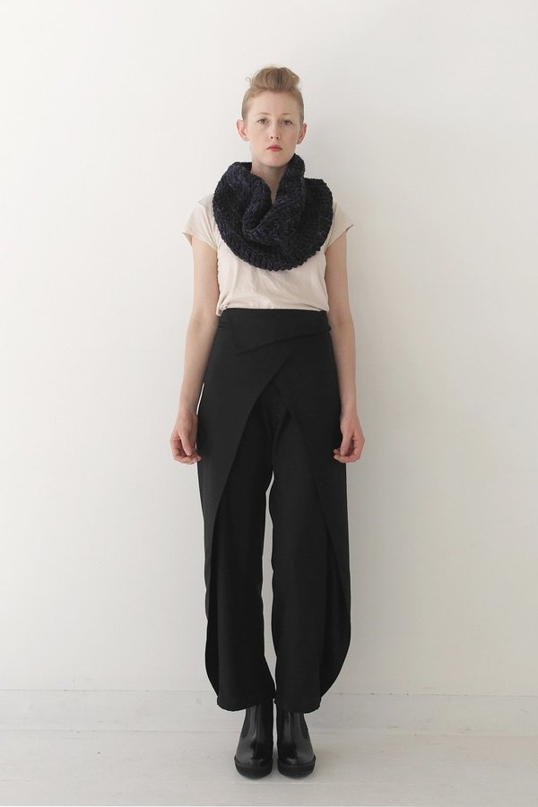 Mônom Wool Tunnel Shrug/Scarf Mônom Wool Tunnel Shrug/Scarf