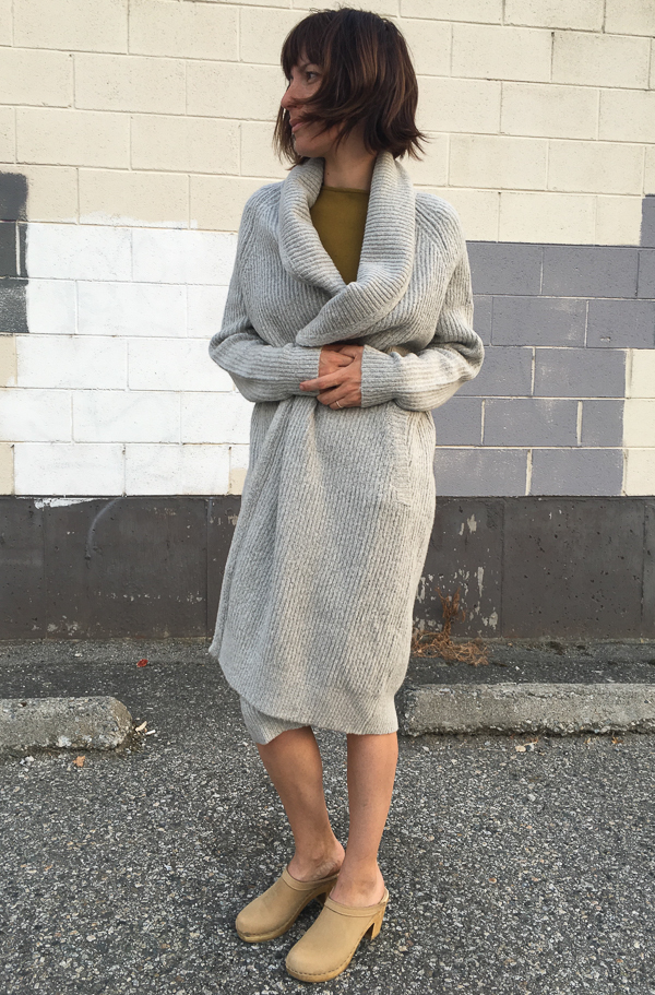 Line sweater coat Line sweater coat