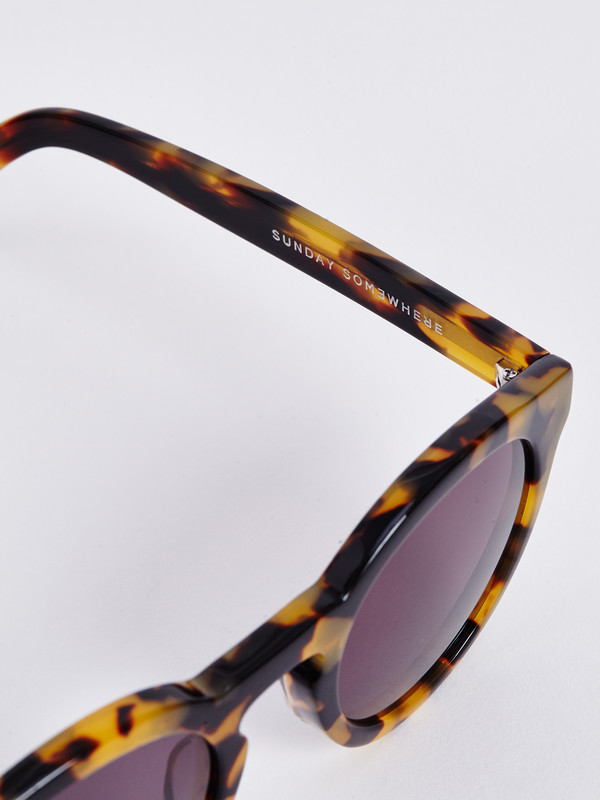 SUNDAY SOMEWHERE KITEY SUNGLASSES / MARBLE DEMI SUNDAY SOMEWHERE KITEY SUNGLASSES / MARBLE DEMI