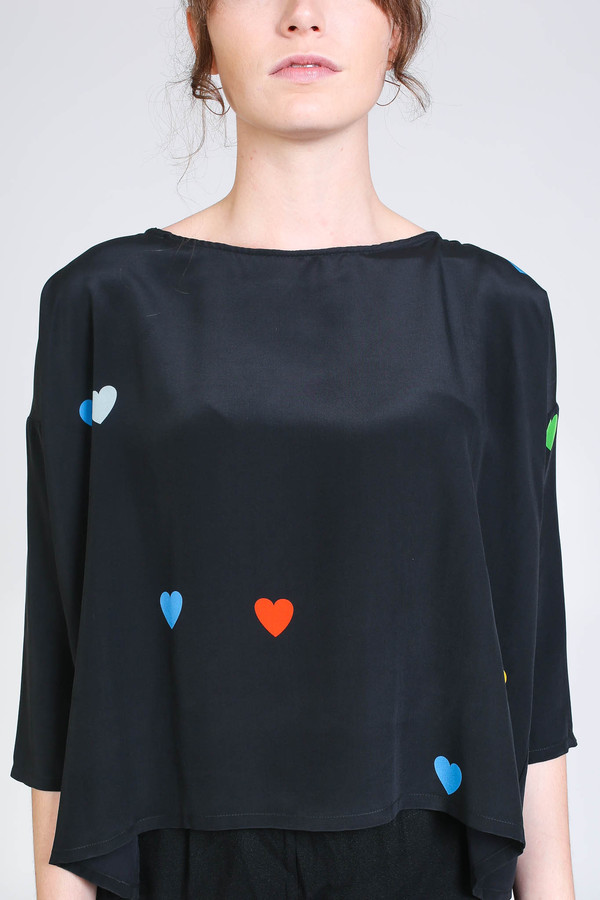 Creatures of Comfort Romy top in heart print Creatures of Comfort Romy top in heart print