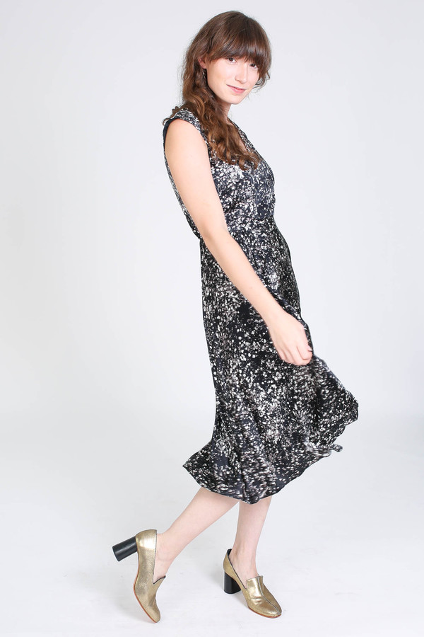 No.6 Store V neck dress in black/white spray No.6 Store V neck dress in black/white spray
