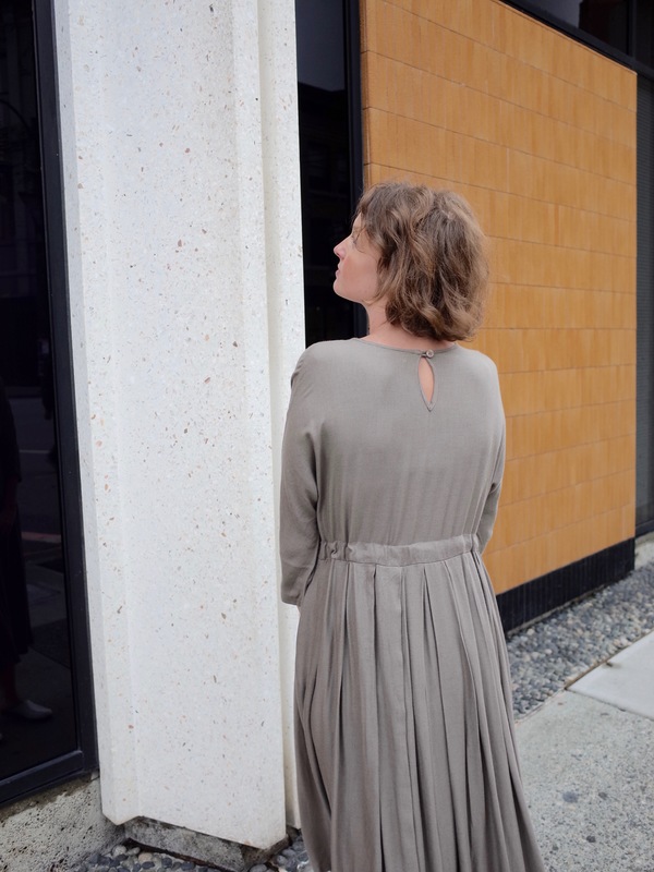 Black Crane Pleated Dress Black Crane Pleated Dress