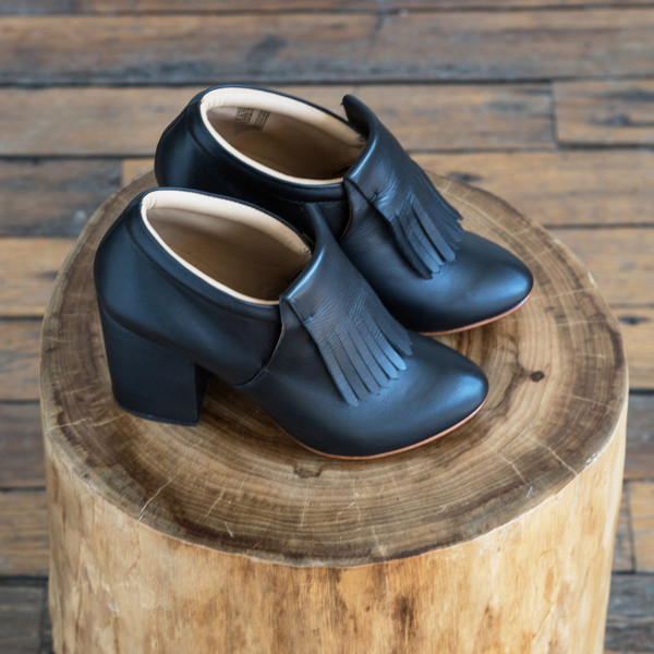 A Detacher Falcon Shoe A Detacher Falcon Shoe