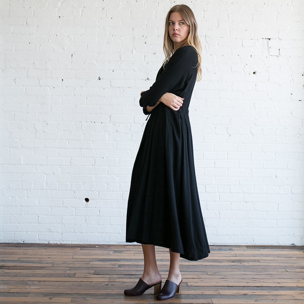 Black Crane Pleated Dress Black Crane Pleated Dress