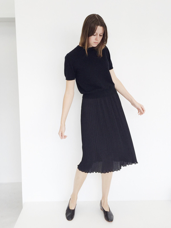 Johan Vintage Black Pleated Skirt Johan Vintage Black Pleated Skirt