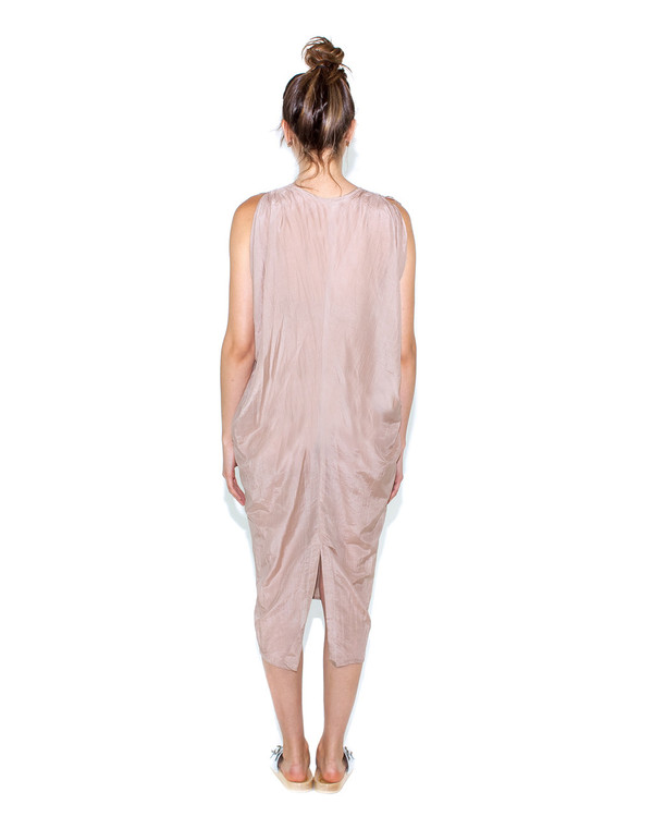Mirth Caftans Vana Caftan in Desert Sand Mirth Caftans Vana Caftan in Desert Sand