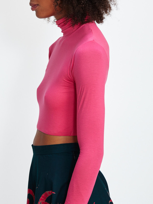 WYMANN CROPPED TURTLENECK / FUCHSIA WYMANN CROPPED TURTLENECK / FUCHSIA