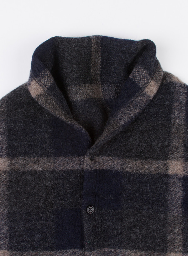 Button Shawl Dk. Navy/Grey Wool Knit Plaid Button Shawl Dk. Navy/Grey Wool Knit Plaid