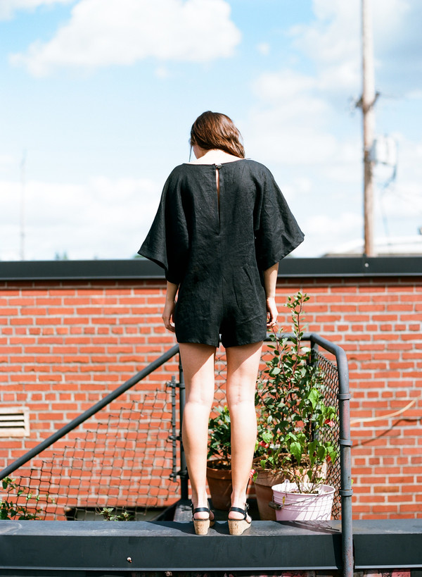 Nahanni Arntzen short black jumper Nahanni Arntzen short black jumper