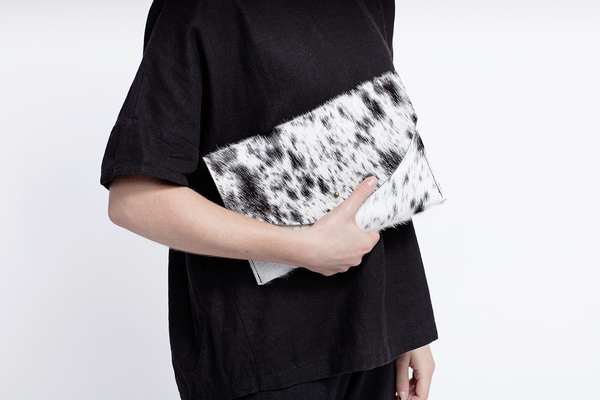 Primecut TAN COWHIDE ENVELOPE CLUTCH Primecut TAN COWHIDE ENVELOPE CLUTCH