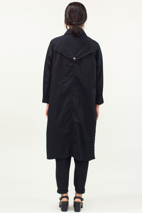 Universal Tissu Waterproof Trench Coat- Black Universal Tissu Waterproof Trench Coat- Black